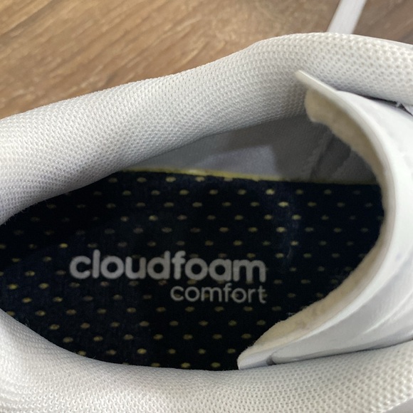 Adidas court shoe - Picture 4 of 6